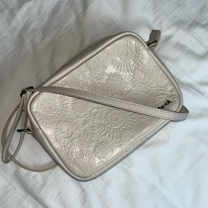 The Sak de young leather camera crossbody bag